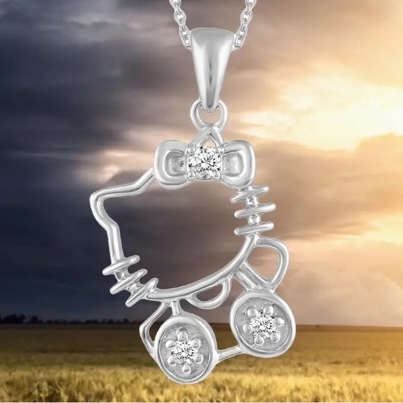 New Hello Kitty necklace with crystals - Picture 2 of 2